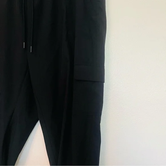 Old Navy Plus Size Stretch Tech Black Cargo Joggers Athletic Pants Size 2X - Picture 6 of 12